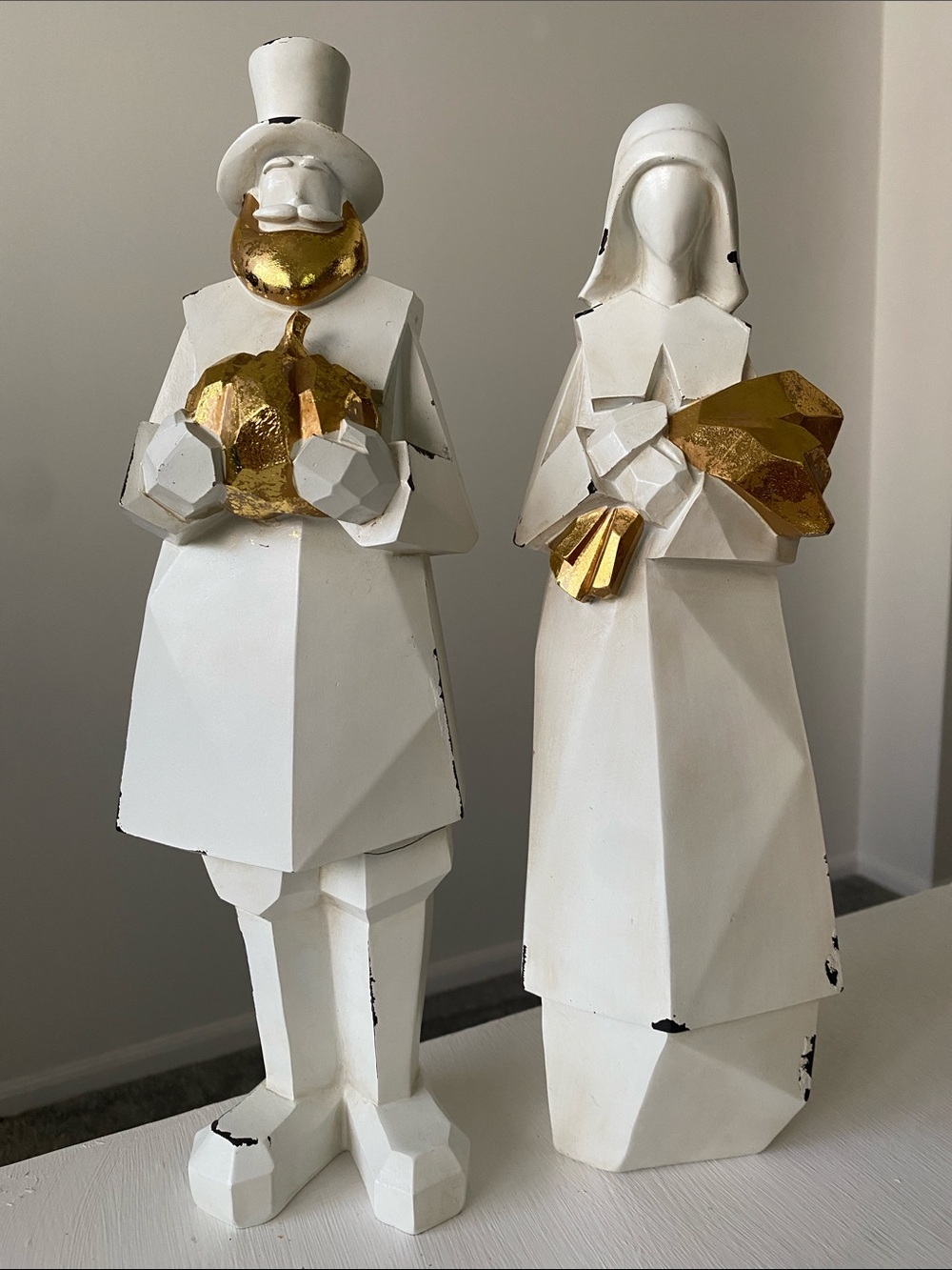 White & Gold Pilgrim Figurines, Thanksgiving Farmhouse Rustic Cottagecore